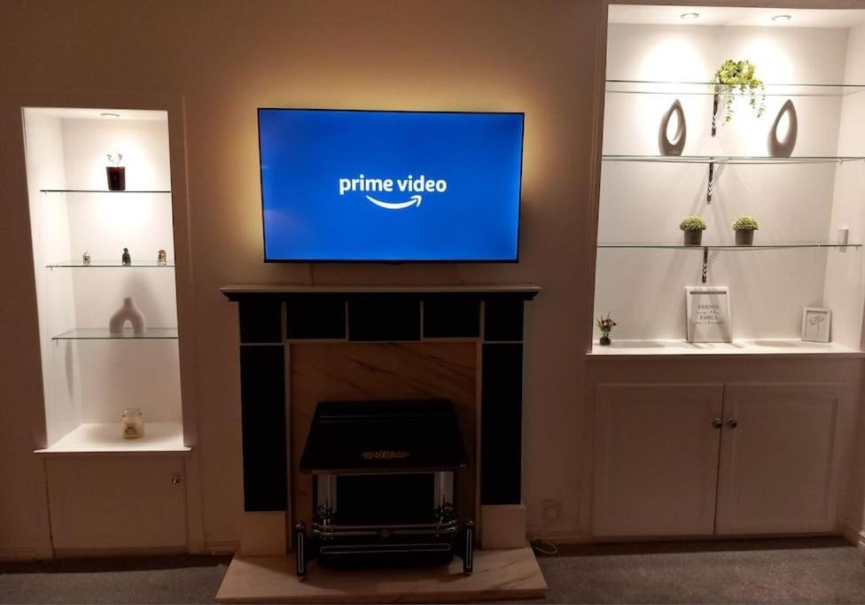 Apartment Springfield - Train To Glasgow Or Edinburgh - Private Parking & Wifi